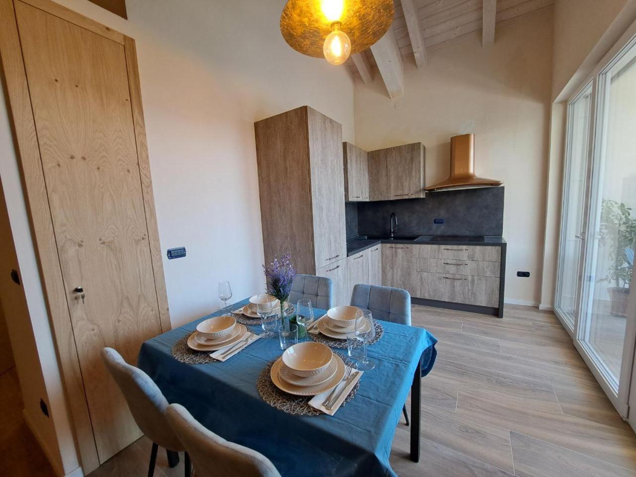 La Via Dei Castelli Apartments 타술로 외부 사진
