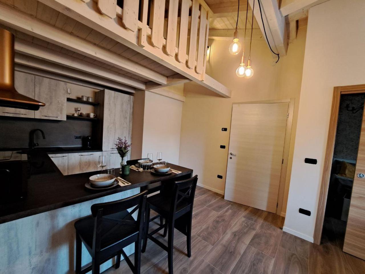 La Via Dei Castelli Apartments 타술로 외부 사진