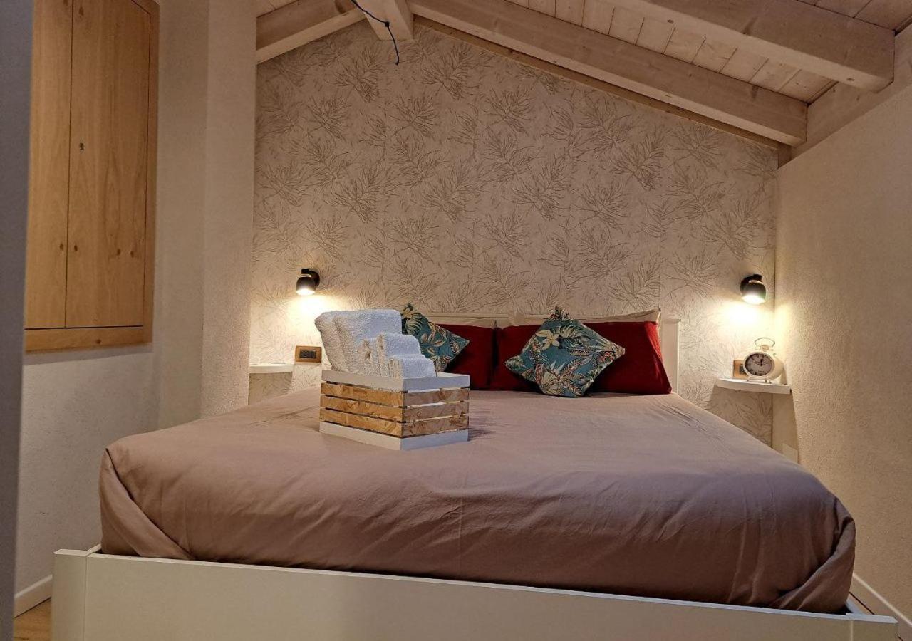 La Via Dei Castelli Apartments 타술로 외부 사진